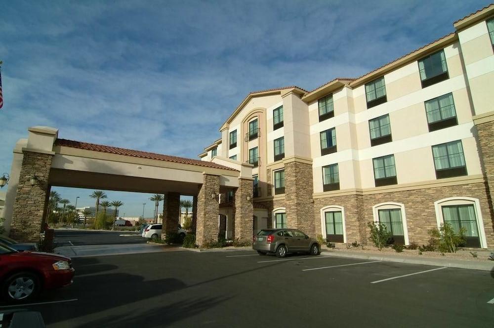 Comfort & Henderson - Hotel Las Vegas