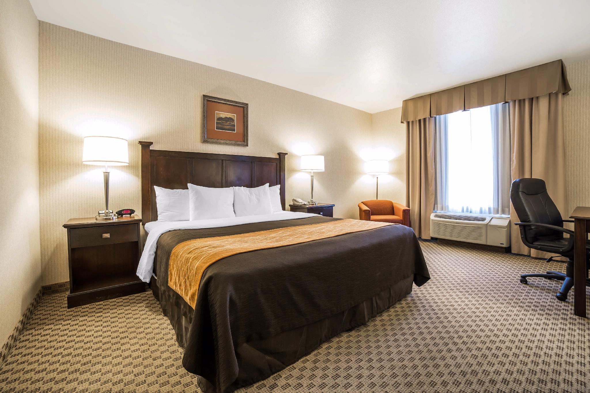 Comfort & Henderson - Hotel